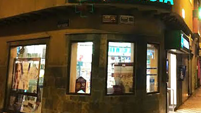 Farmacia Plaza Farray