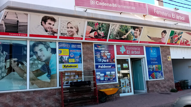 ferretería el Árbol