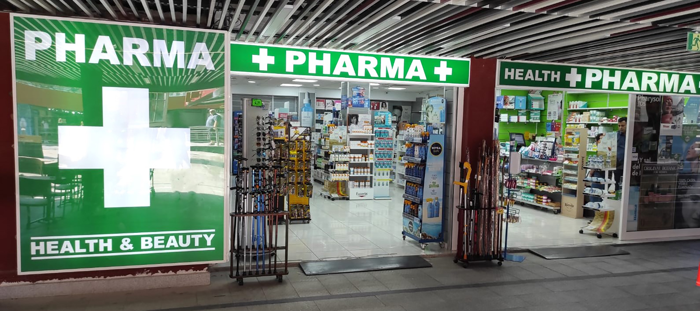 03_Pharmahealthandbeauty_fachada