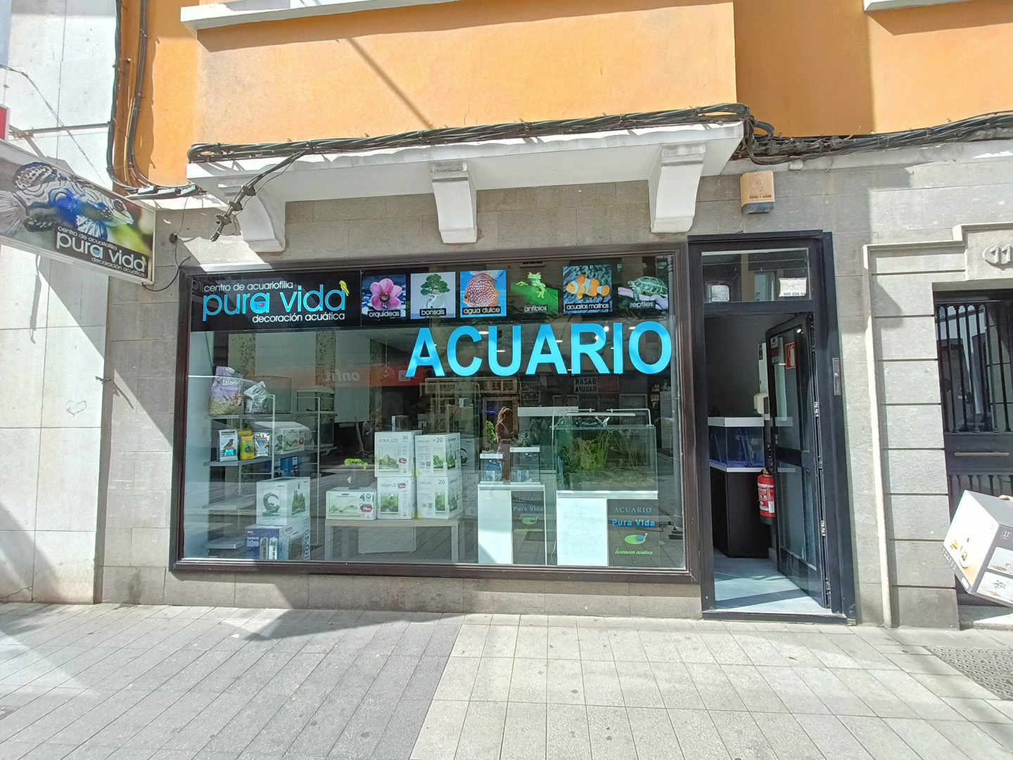03_acuario pura vida_fachada