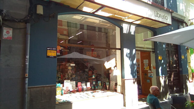 Librería Sinopsis