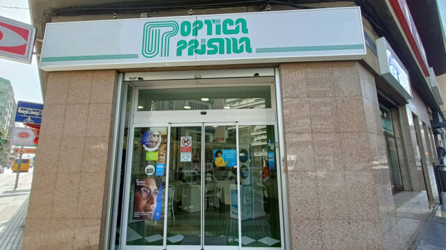 Óptica Prisma
