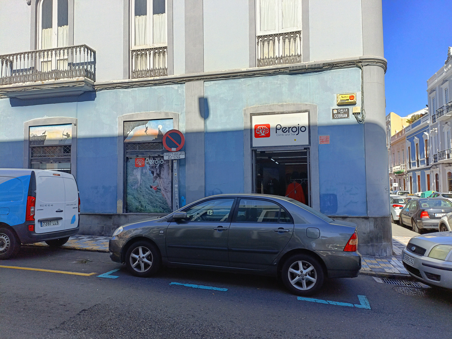 03_perojo montaña_fachada