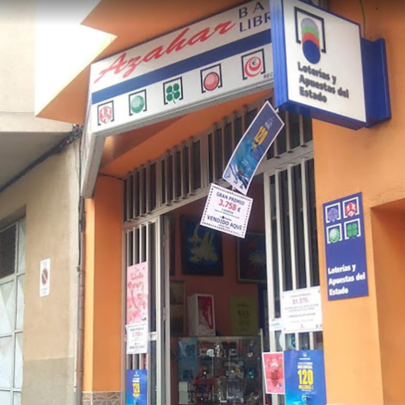 03_LibreriaAzahar_fachada2