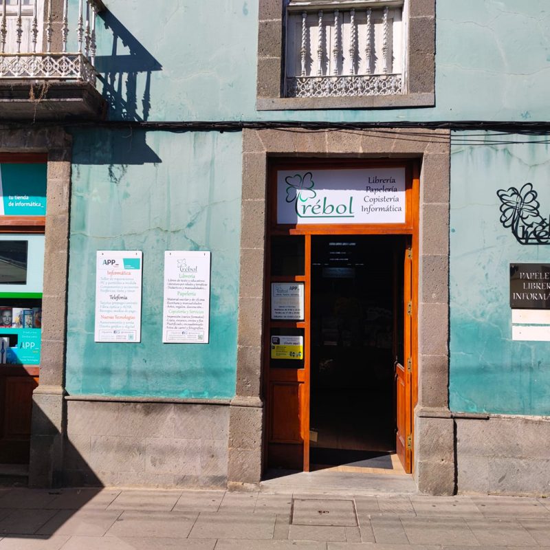 03_Libreriatrebol_fachada