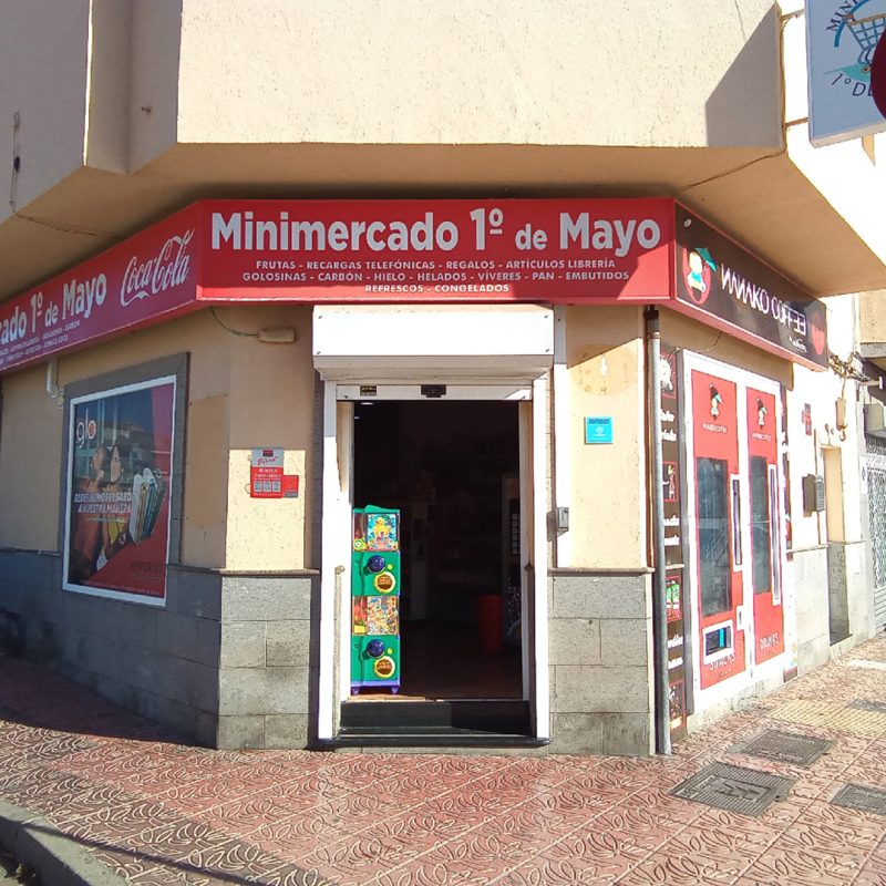 03_Minimercado 1º de mayo_Fachada