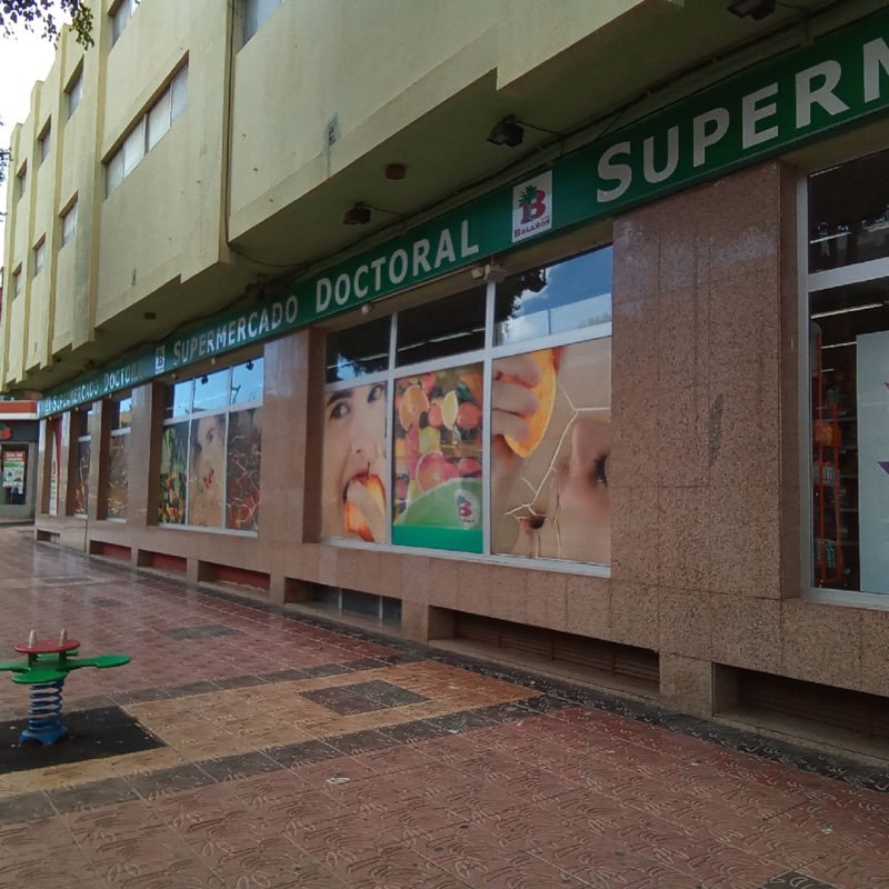 03_SUPERMERCADOS BOLAÑOS_fachada