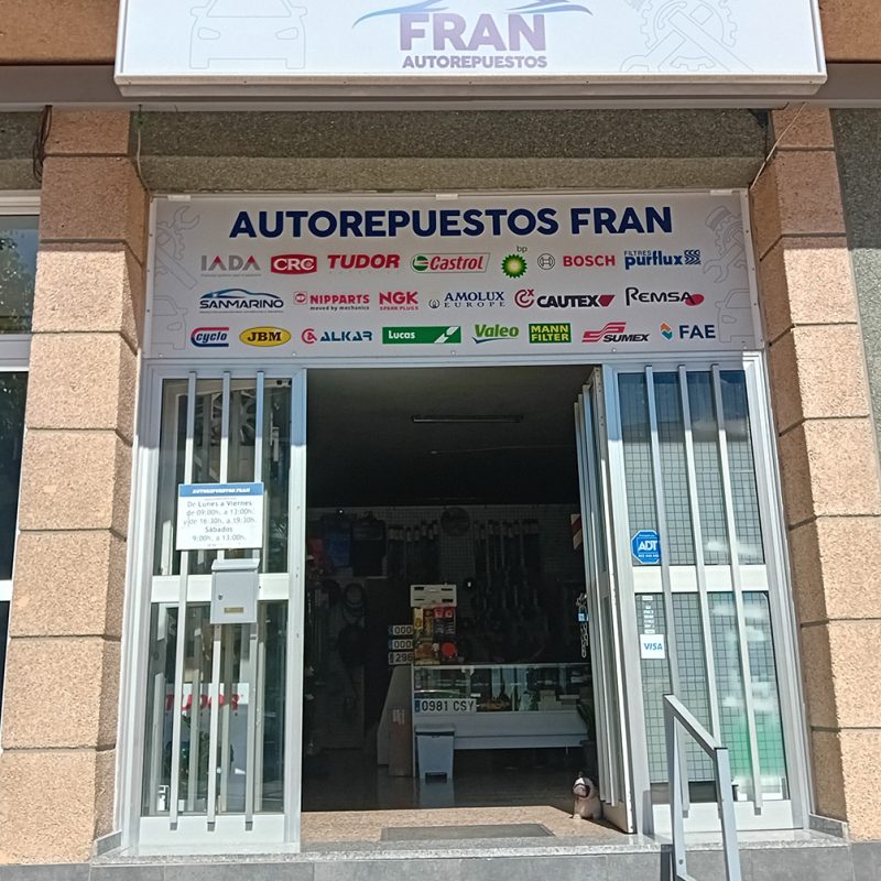 03_autorepuestosfran_fachada