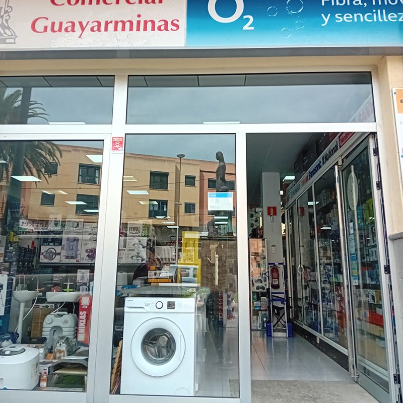 03_comerciallasguayarminas_fachada