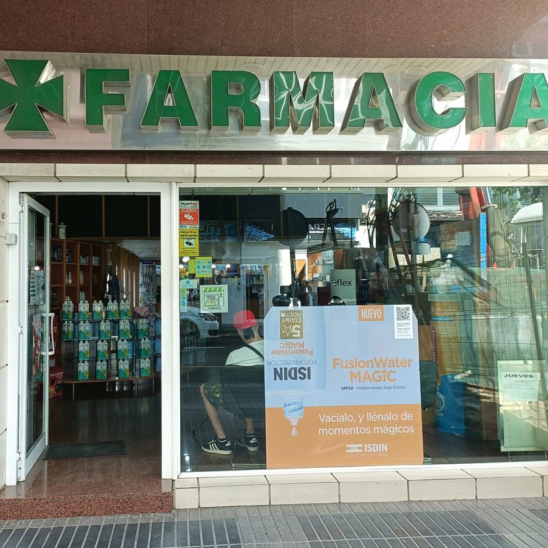 03_farmacia francisco de la coba_fachada