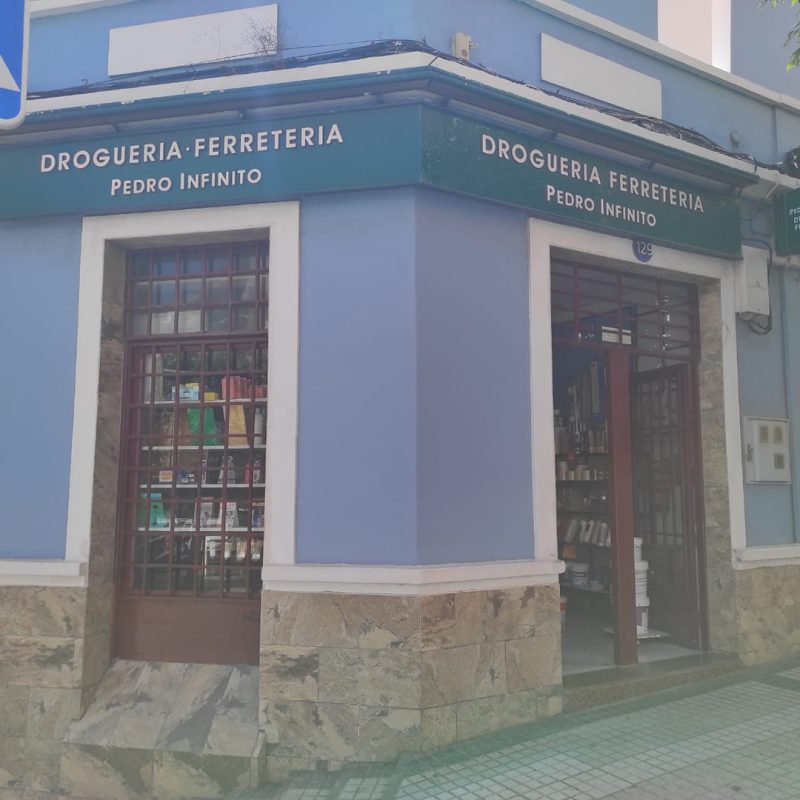 03_ferreteria pedro infinito_fachada