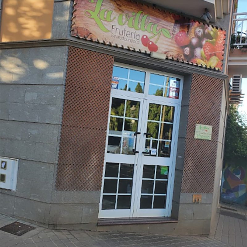 03_fruteriaLaVilla_fachada