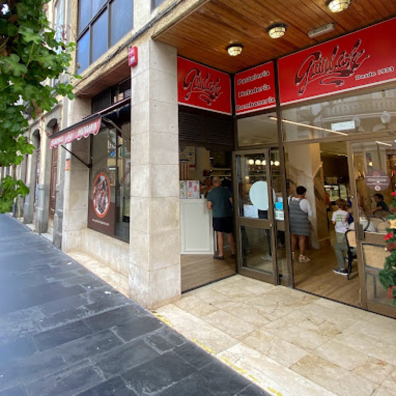 03_guirlachetriana_fachada