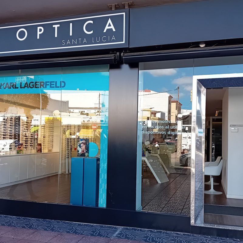 03_ópticasantalucia_fachada