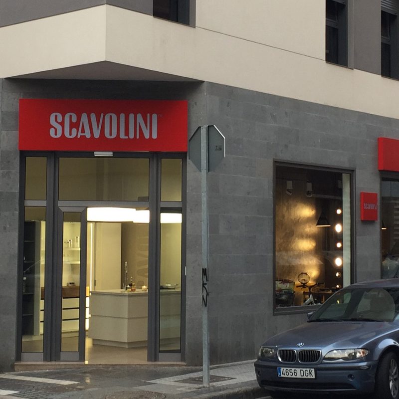 03_scavoliniappialyalabystore_fachada1